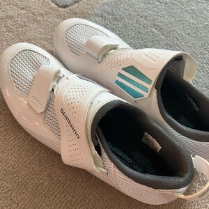 Shimano Size 42 Triathlon Race shoes, Women’s Size 10